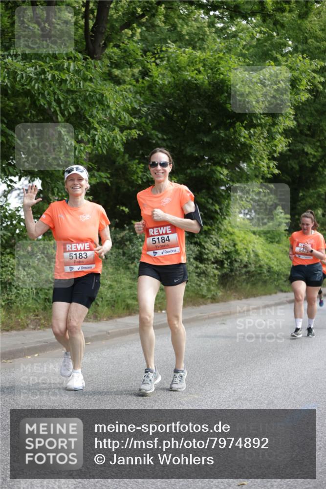 15.06.2025 - REWE Women's Run Jannik Wohlers http://msf.ph/oto/7974892 15.06.2025 10:09:42 Laufen 5183, 5184, 5474 meine-sportfotos.de