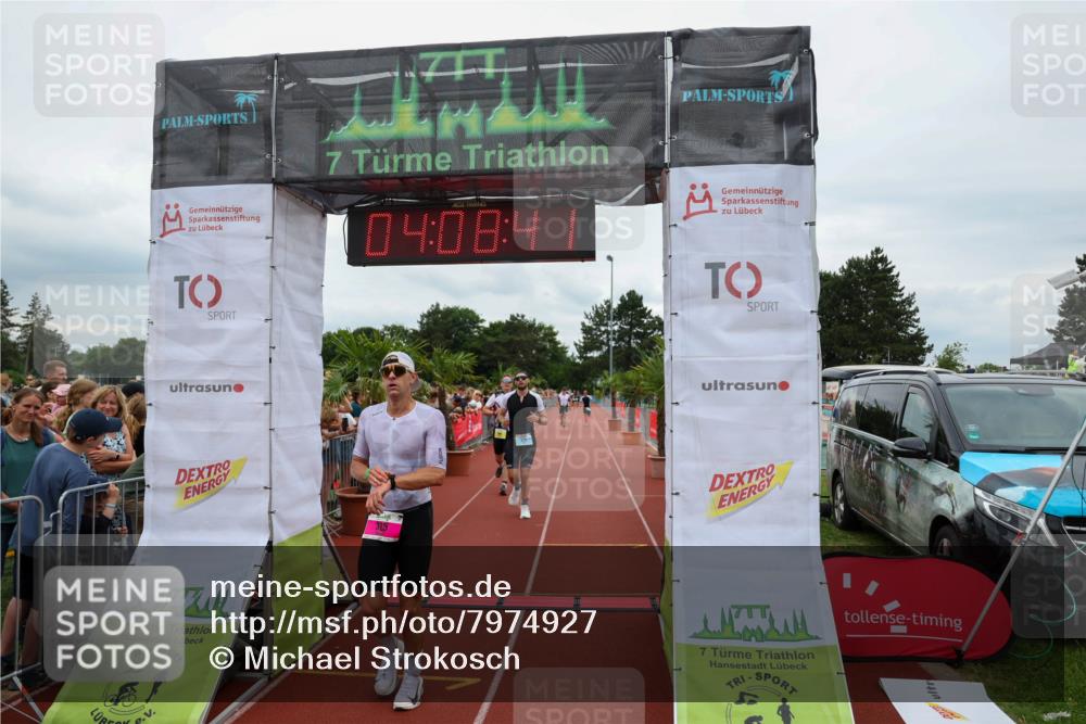 15.06.2025 - 7 Türme Triathlon Michael Strokosch http://msf.ph/oto/7974927 15.06.2025 14:08:40 Ziel 325, 375, 541, 895, 1147 meine-sportfotos.de