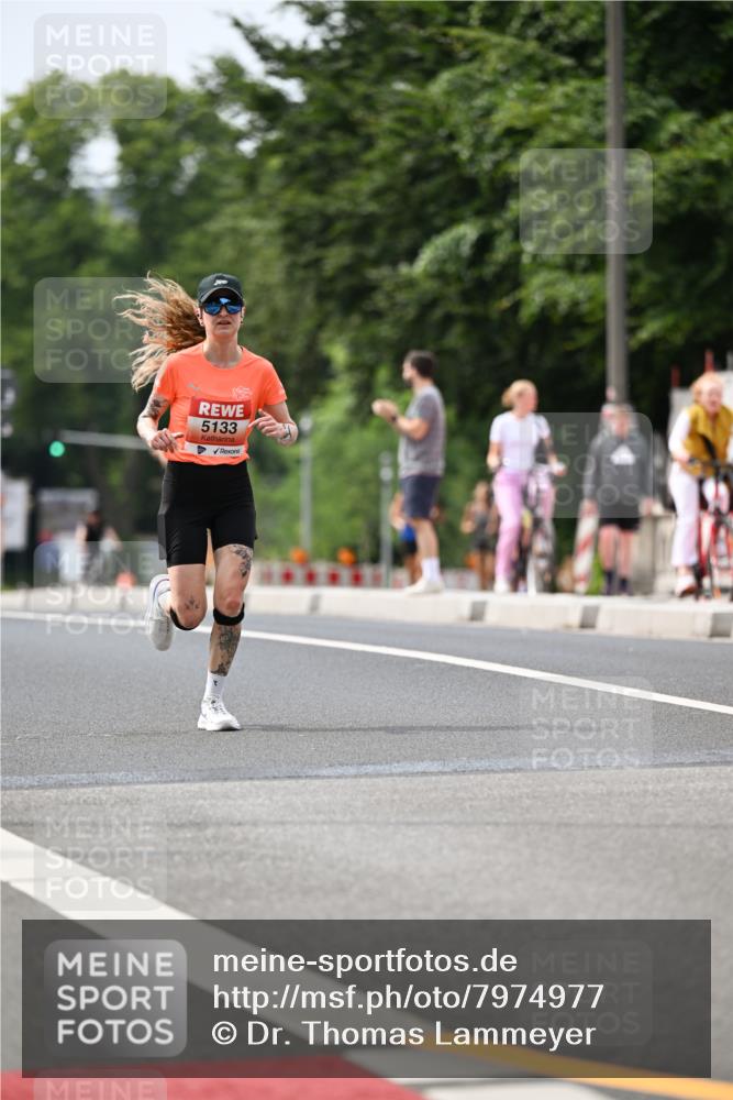 15.06.2025 - REWE Women's Run Dr. Thomas Lammeyer http://msf.ph/oto/7974977 15.06.2025 10:40:23 Laufen 5133 meine-sportfotos.de