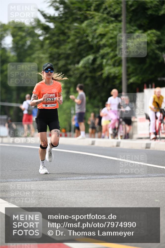 15.06.2025 - REWE Women's Run Dr. Thomas Lammeyer http://msf.ph/oto/7974990 15.06.2025 10:40:24 Laufen 5133 meine-sportfotos.de