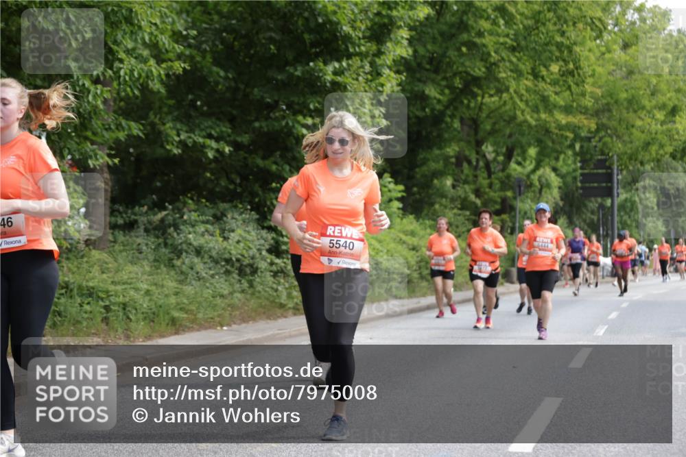 15.06.2025 - REWE Women's Run Jannik Wohlers http://msf.ph/oto/7975008 15.06.2025 10:09:51 Laufen 46, 5540, 6444 meine-sportfotos.de
