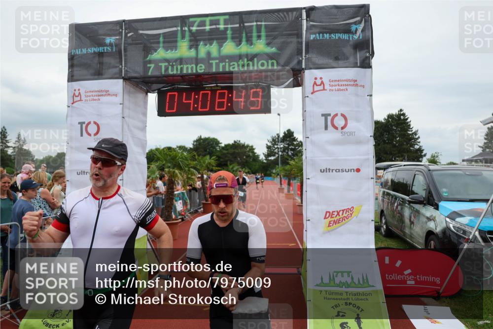 15.06.2025 - 7 Türme Triathlon Michael Strokosch http://msf.ph/oto/7975009 15.06.2025 14:08:49 Ziel 375, 583, 627, 889, 895 meine-sportfotos.de