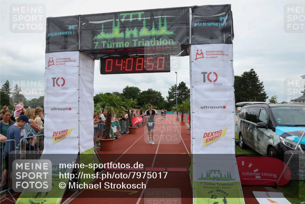 15.06.2025 - 7 Türme Triathlon Michael Strokosch http://msf.ph/oto/7975017 15.06.2025 14:08:50 Ziel 583, 627, 889, 895 meine-sportfotos.de