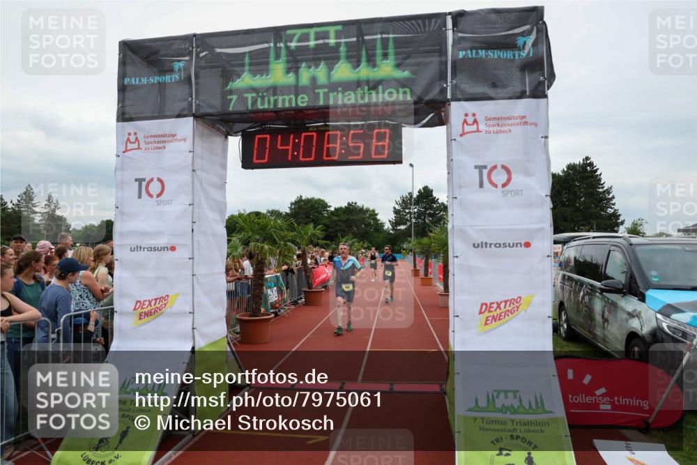 15.06.2025 - 7 Türme Triathlon Michael Strokosch http://msf.ph/oto/7975061 15.06.2025 14:08:58 Ziel 583, 717, 860, 953 meine-sportfotos.de