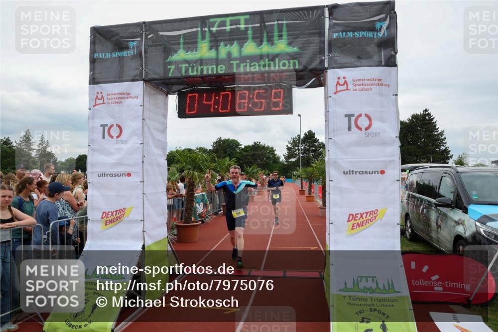 15.06.2025 - 7 Türme Triathlon Michael Strokosch http://msf.ph/oto/7975076 15.06.2025 14:08:59 Ziel 583, 717, 860, 953 meine-sportfotos.de