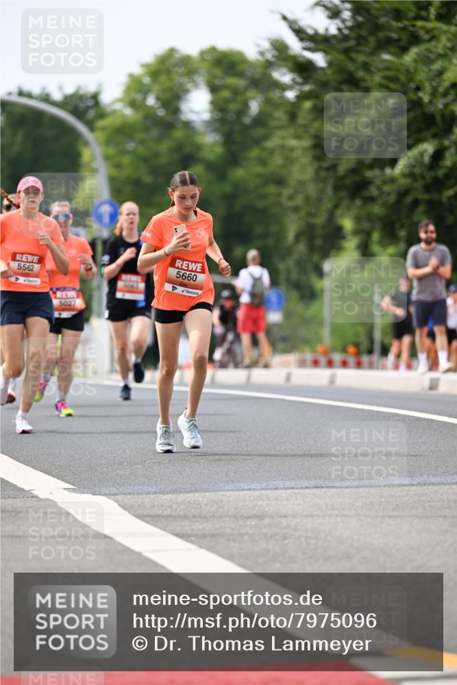 15.06.2025 - REWE Women's Run Dr. Thomas Lammeyer http://msf.ph/oto/7975096 15.06.2025 10:40:28 Laufen 5562, 5027 meine-sportfotos.de
