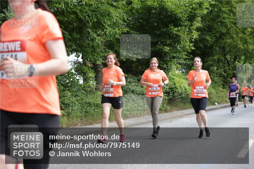 15.06.2025 - REWE Women's Run Jannik Wohlers http://msf.ph/oto/7975149 15.06.2025 10:09:57 Laufen 5244, 5261, 5116, 5639, 468 meine-sportfotos.de