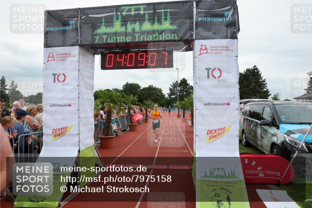 15.06.2025 - 7 Türme Triathlon Michael Strokosch http://msf.ph/oto/7975158 15.06.2025 14:09:07 Ziel 655, 717, 860, 953, 956 meine-sportfotos.de