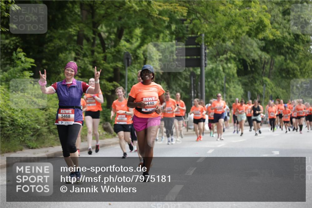 15.06.2025 - REWE Women's Run Jannik Wohlers http://msf.ph/oto/7975181 15.06.2025 10:10:00 Laufen 5468, 5387, 440 meine-sportfotos.de