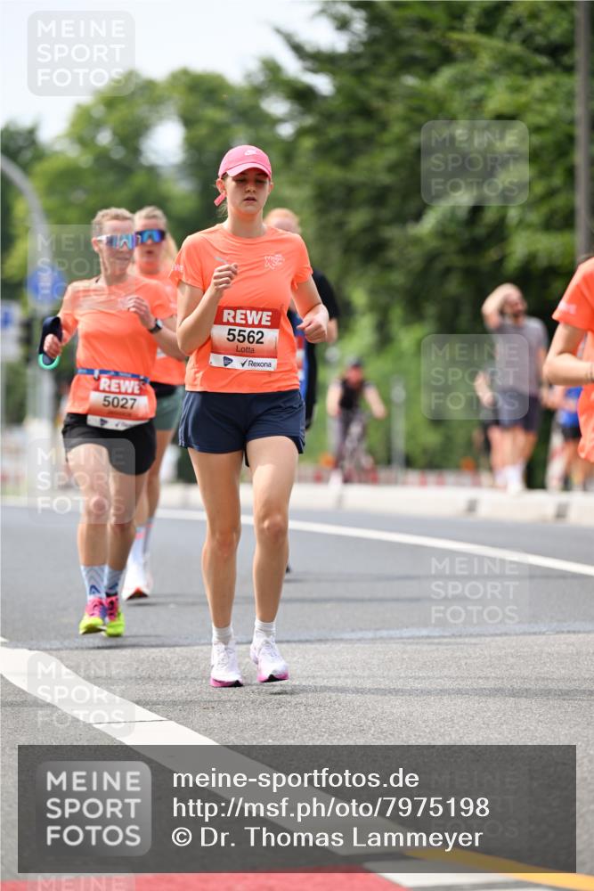 15.06.2025 - REWE Women's Run Dr. Thomas Lammeyer http://msf.ph/oto/7975198 15.06.2025 10:40:31 Laufen 5027, 5562 meine-sportfotos.de