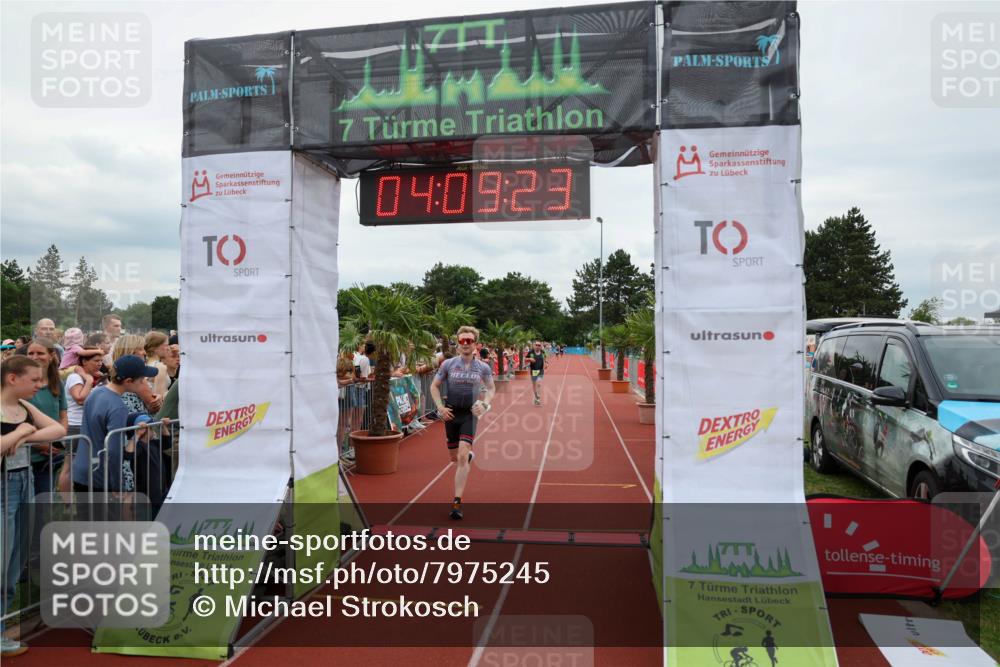 15.06.2025 - 7 Türme Triathlon Michael Strokosch http://msf.ph/oto/7975245 15.06.2025 14:09:23 Ziel 782, 797, 910 meine-sportfotos.de