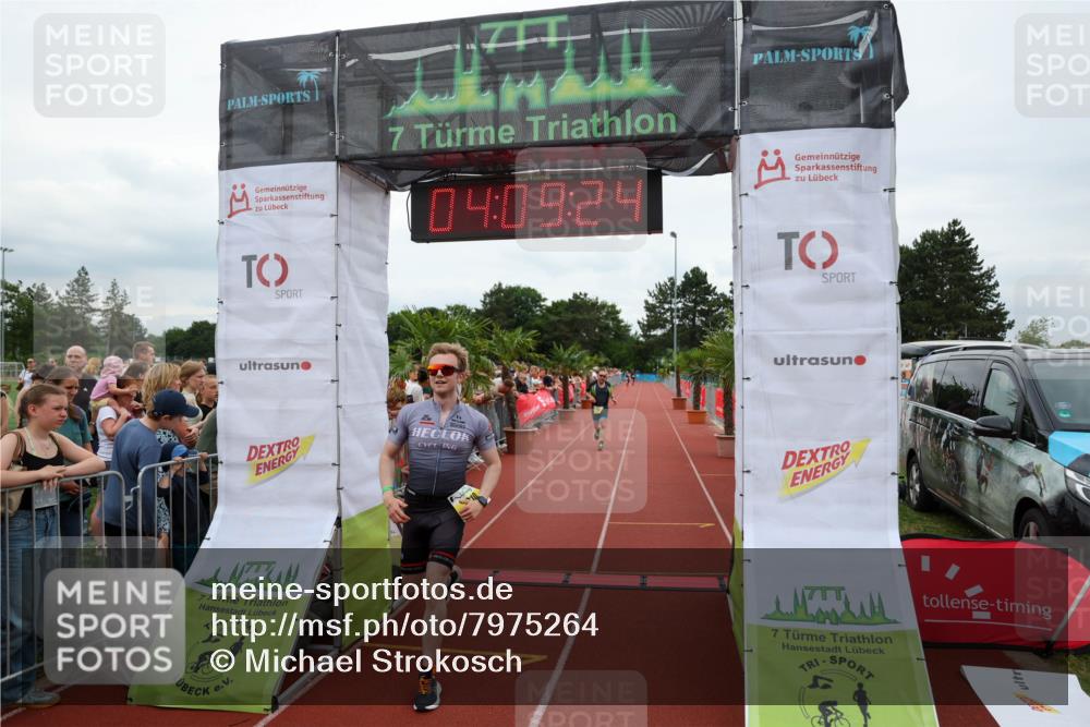 15.06.2025 - 7 Türme Triathlon Michael Strokosch http://msf.ph/oto/7975264 15.06.2025 14:09:23 Ziel 782, 797, 910 meine-sportfotos.de