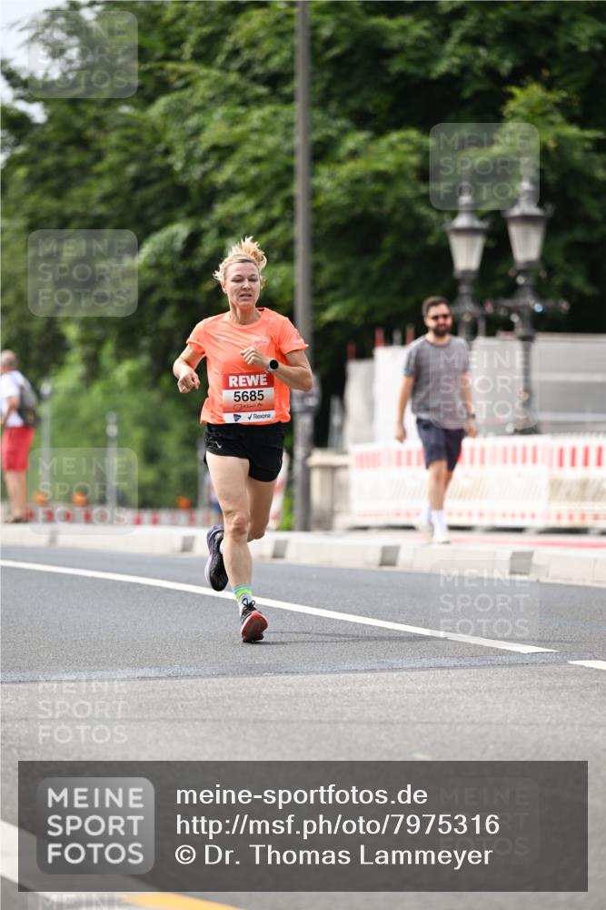 15.06.2025 - REWE Women's Run Dr. Thomas Lammeyer http://msf.ph/oto/7975316 15.06.2025 10:40:41 Laufen 5685 meine-sportfotos.de