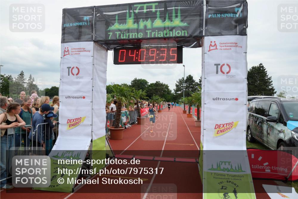 15.06.2025 - 7 Türme Triathlon Michael Strokosch http://msf.ph/oto/7975317 15.06.2025 14:09:34 Ziel 797, 854 meine-sportfotos.de