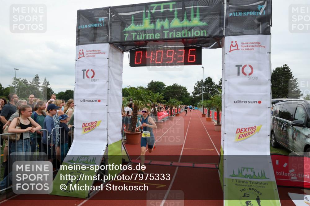 15.06.2025 - 7 Türme Triathlon Michael Strokosch http://msf.ph/oto/7975333 15.06.2025 14:09:36 Ziel 854 meine-sportfotos.de