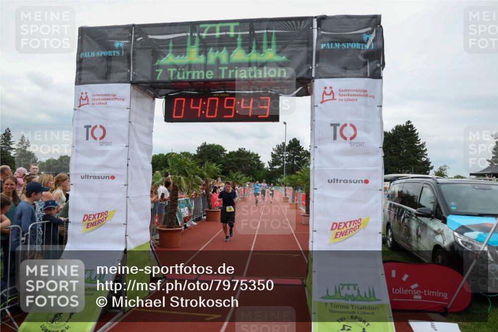 15.06.2025 - 7 Türme Triathlon Michael Strokosch http://msf.ph/oto/7975350 15.06.2025 14:09:43 Ziel 199, 459, 972, 1007 meine-sportfotos.de
