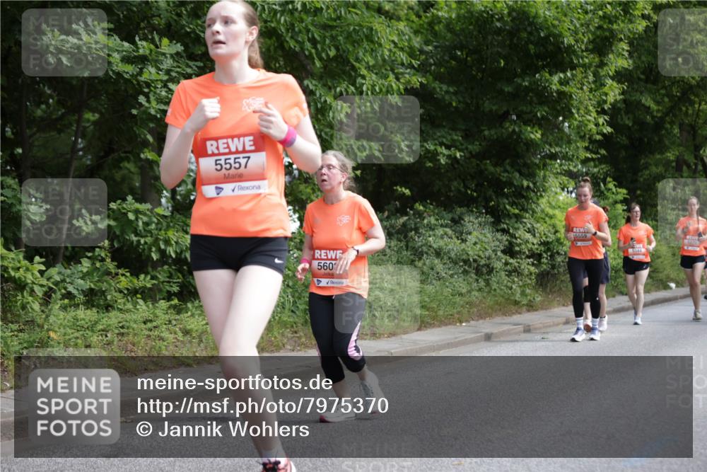15.06.2025 - REWE Women's Run Jannik Wohlers http://msf.ph/oto/7975370 15.06.2025 10:10:10 Laufen 5557, 560, 5559, 5270, 5344 meine-sportfotos.de
