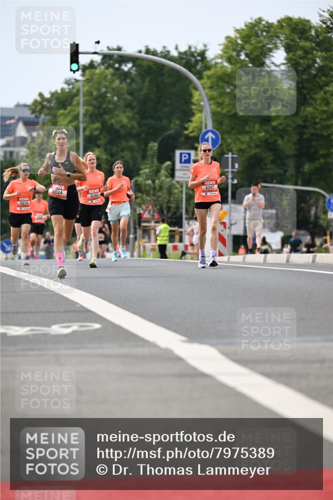 15.06.2025 - REWE Women's Run Dr. Thomas Lammeyer http://msf.ph/oto/7975389 15.06.2025 10:40:48 Laufen 5024 meine-sportfotos.de