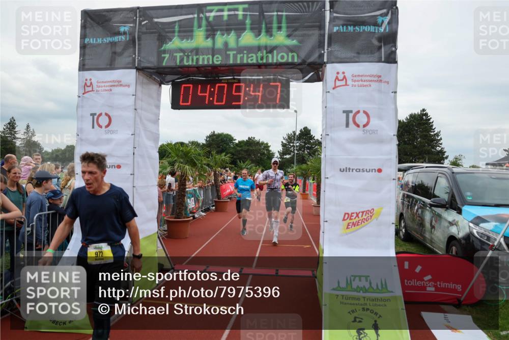 15.06.2025 - 7 Türme Triathlon Michael Strokosch http://msf.ph/oto/7975396 15.06.2025 14:09:47 Ziel 199, 459, 787, 972, 1007, 1082 meine-sportfotos.de