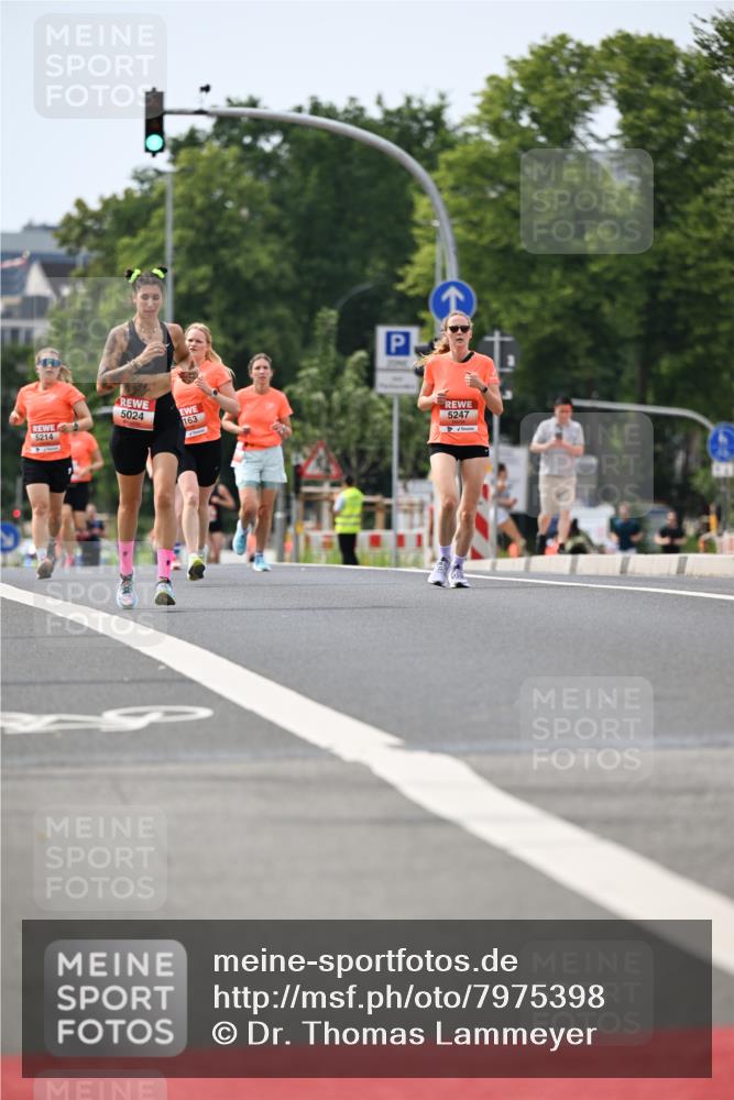 15.06.2025 - REWE Women's Run Dr. Thomas Lammeyer http://msf.ph/oto/7975398 15.06.2025 10:40:48 Laufen 5247, 5024, 5214 meine-sportfotos.de