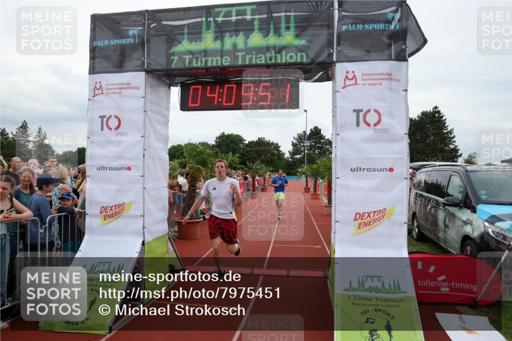 15.06.2025 - 7 Türme Triathlon Michael Strokosch http://msf.ph/oto/7975451 15.06.2025 14:09:51 Ziel 199, 459, 787, 972, 1007, 1082 meine-sportfotos.de
