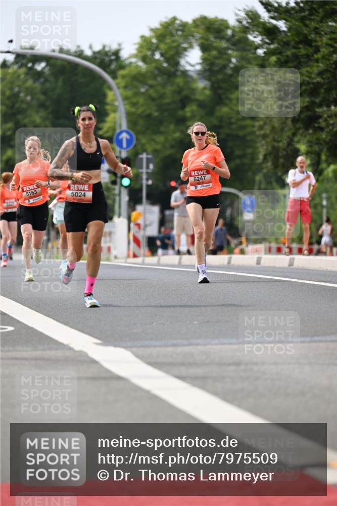 15.06.2025 - REWE Women's Run Dr. Thomas Lammeyer http://msf.ph/oto/7975509 15.06.2025 10:40:51 Laufen 5163, 5024, 5247 meine-sportfotos.de