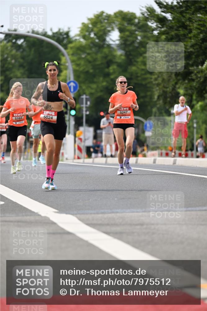 15.06.2025 - REWE Women's Run Dr. Thomas Lammeyer http://msf.ph/oto/7975512 15.06.2025 10:40:51 Laufen 5163, 5024, 5247 meine-sportfotos.de
