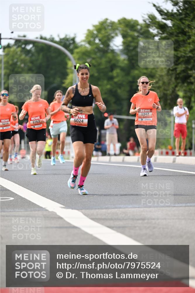 15.06.2025 - REWE Women's Run Dr. Thomas Lammeyer http://msf.ph/oto/7975524 15.06.2025 10:40:52 Laufen 5214, 5163, 5024, 5247 meine-sportfotos.de