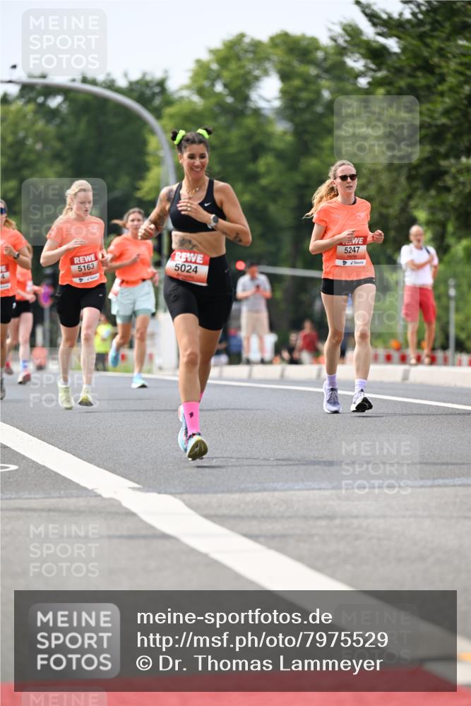 15.06.2025 - REWE Women's Run Dr. Thomas Lammeyer http://msf.ph/oto/7975529 15.06.2025 10:40:52 Laufen 5163, 5247, 5024 meine-sportfotos.de