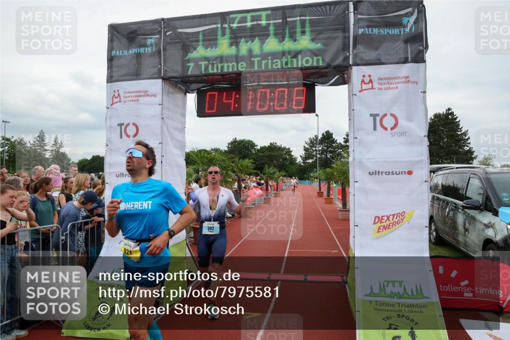 15.06.2025 - 7 Türme Triathlon Michael Strokosch http://msf.ph/oto/7975581 15.06.2025 14:10:08 Ziel 392, 921, 1059 meine-sportfotos.de