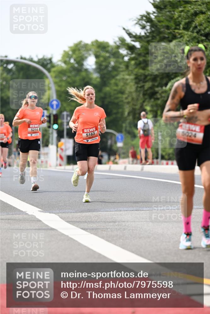 15.06.2025 - REWE Women's Run Dr. Thomas Lammeyer http://msf.ph/oto/7975598 15.06.2025 10:40:54 Laufen 5214, 5163, 5024 meine-sportfotos.de