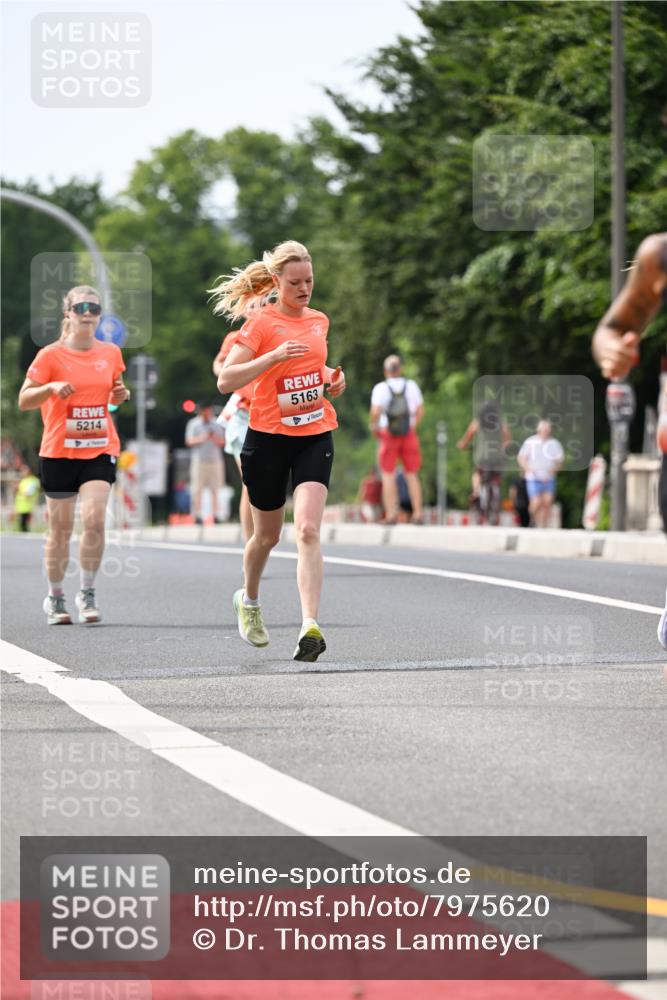 15.06.2025 - REWE Women's Run Dr. Thomas Lammeyer http://msf.ph/oto/7975620 15.06.2025 10:40:55 Laufen 5214, 5163 meine-sportfotos.de