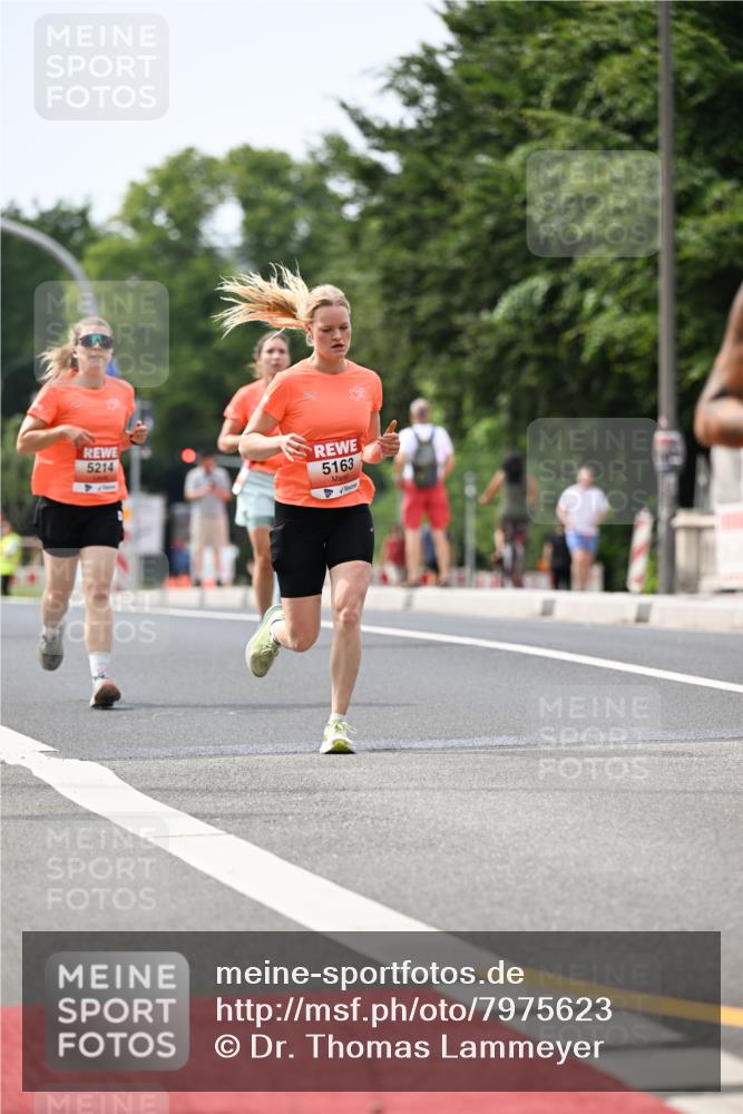 15.06.2025 - REWE Women's Run Dr. Thomas Lammeyer http://msf.ph/oto/7975623 15.06.2025 10:40:55 Laufen 5214, 5163 meine-sportfotos.de