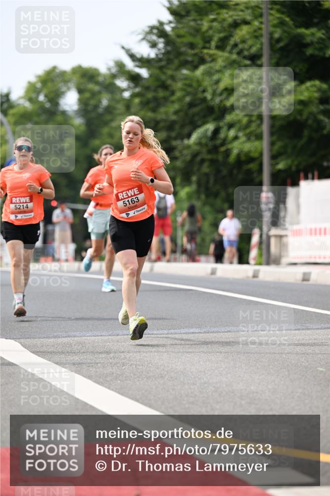 15.06.2025 - REWE Women's Run Dr. Thomas Lammeyer http://msf.ph/oto/7975633 15.06.2025 10:40:55 Laufen 5214, 5163 meine-sportfotos.de