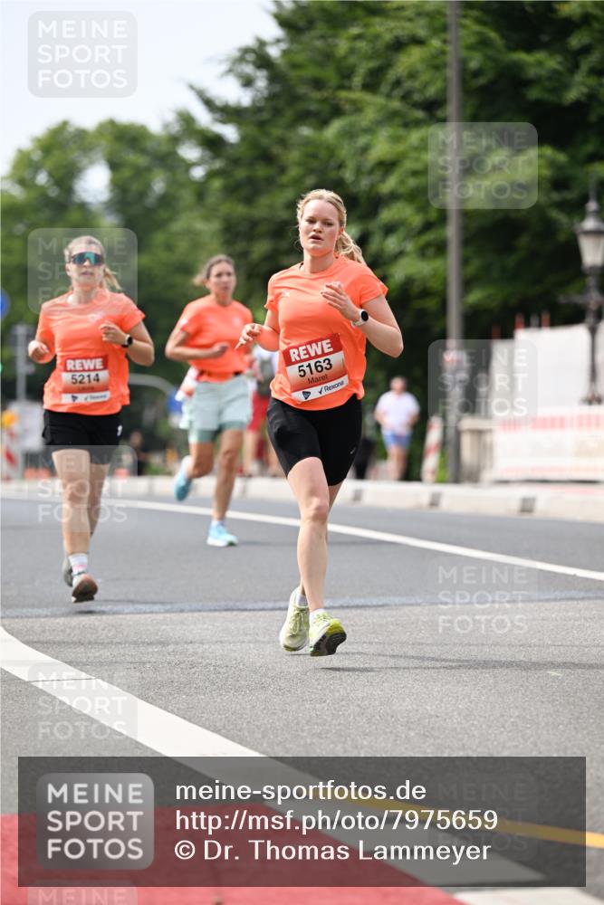 15.06.2025 - REWE Women's Run Dr. Thomas Lammeyer http://msf.ph/oto/7975659 15.06.2025 10:40:56 Laufen 5214, 5163 meine-sportfotos.de