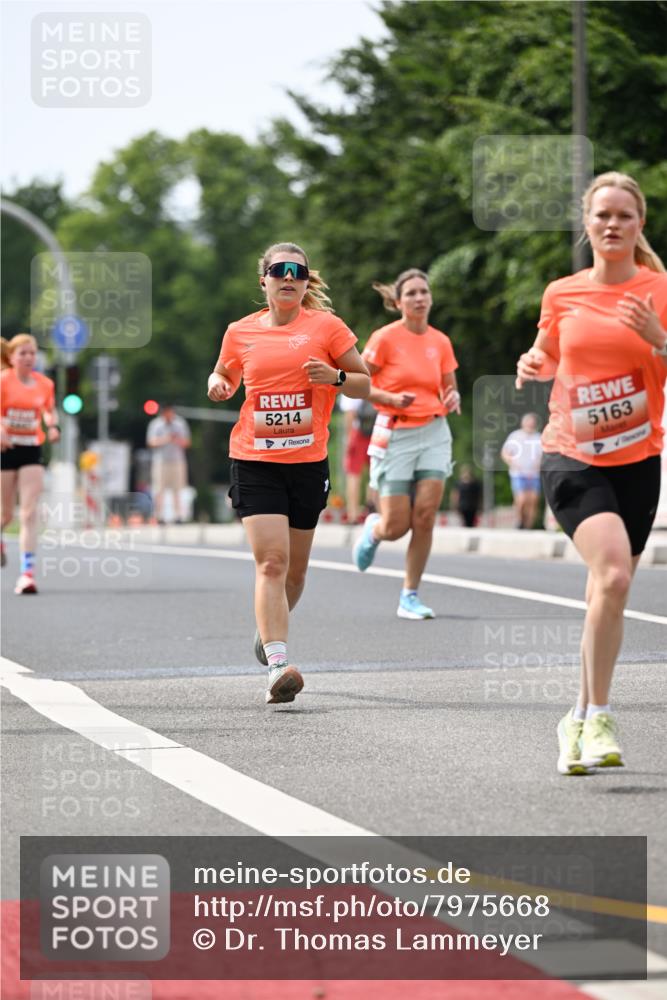 15.06.2025 - REWE Women's Run Dr. Thomas Lammeyer http://msf.ph/oto/7975668 15.06.2025 10:40:56 Laufen 5214, 5163 meine-sportfotos.de