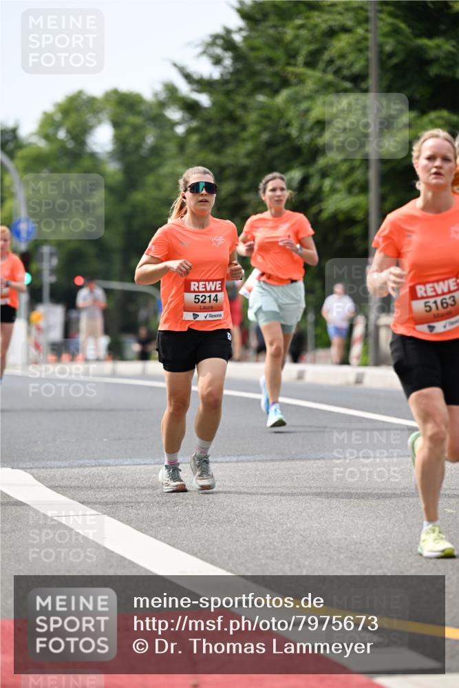 15.06.2025 - REWE Women's Run Dr. Thomas Lammeyer http://msf.ph/oto/7975673 15.06.2025 10:40:57 Laufen 5214, 5163 meine-sportfotos.de