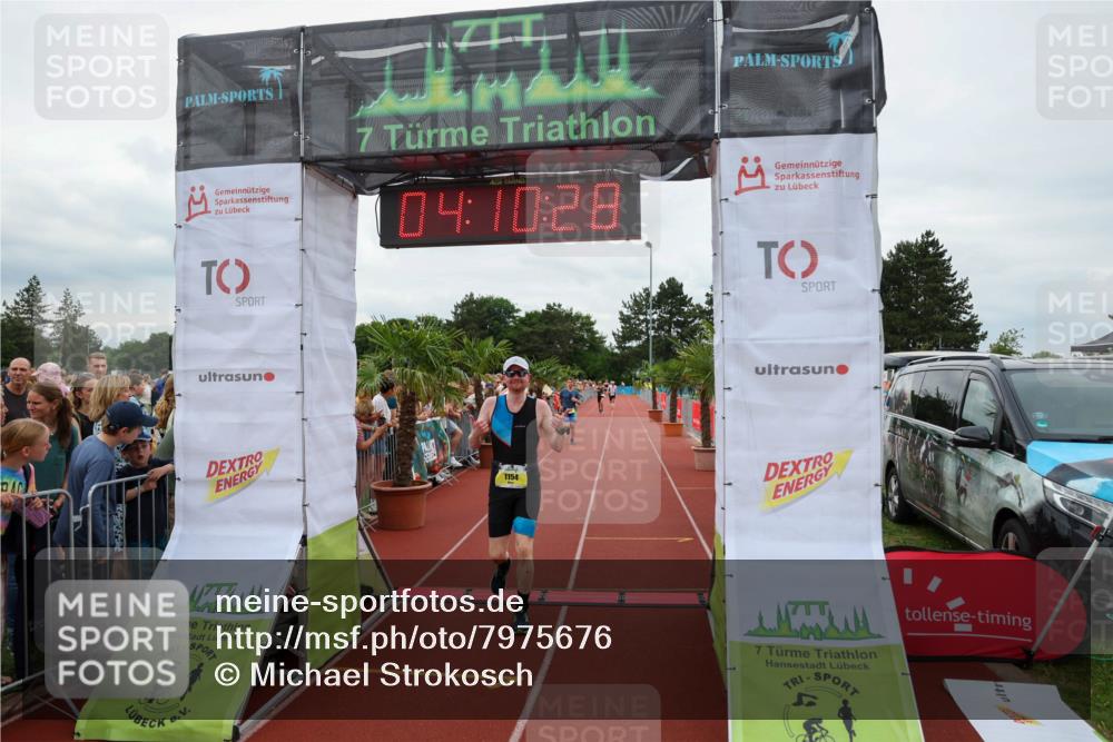 15.06.2025 - 7 Türme Triathlon Michael Strokosch http://msf.ph/oto/7975676 15.06.2025 14:10:28 Ziel 990, 1154 meine-sportfotos.de