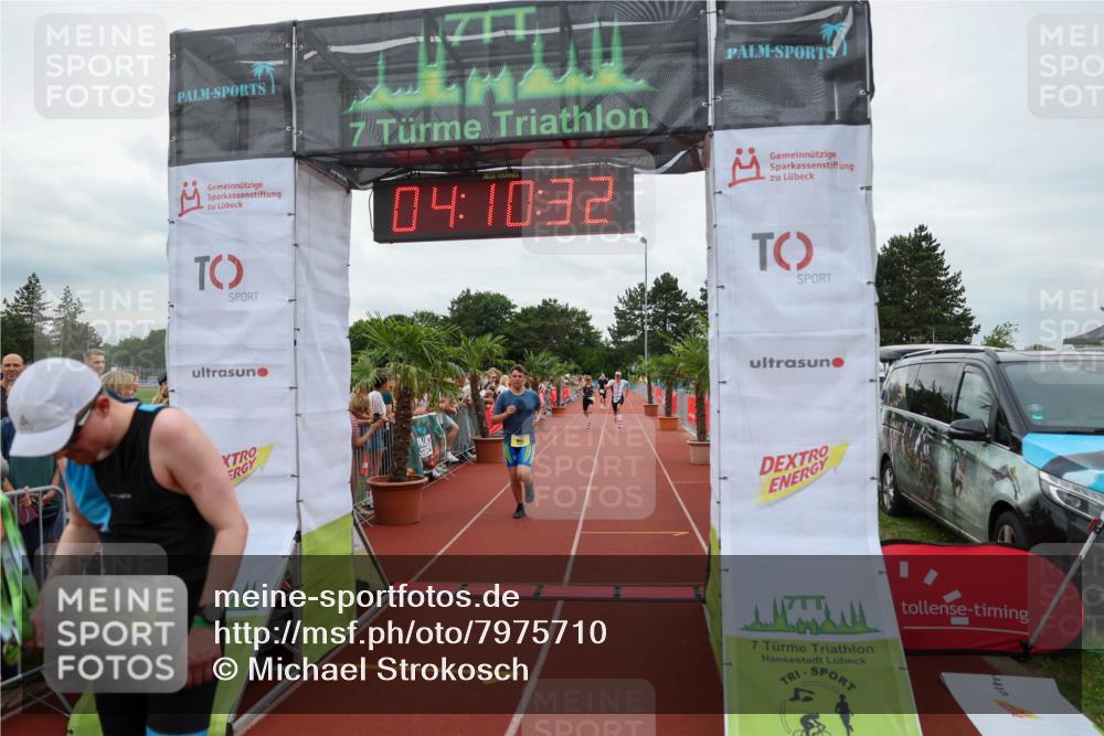 15.06.2025 - 7 Türme Triathlon Michael Strokosch http://msf.ph/oto/7975710 15.06.2025 14:10:31 Ziel 661, 990, 1154, 1184 meine-sportfotos.de