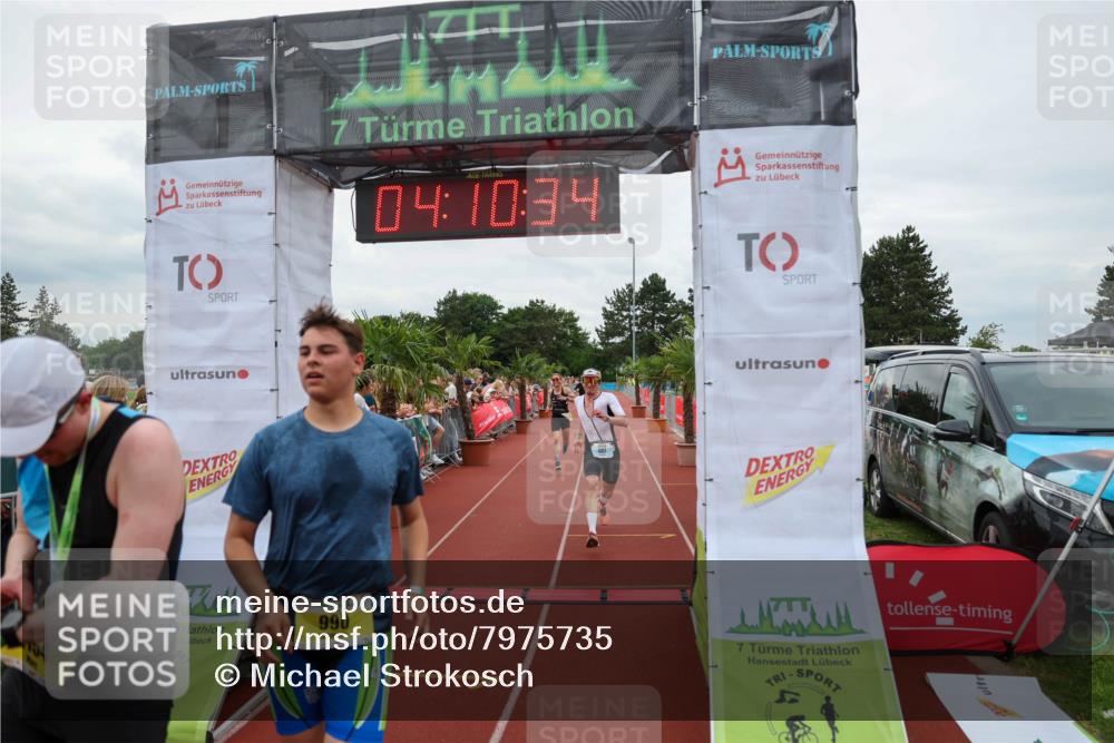 15.06.2025 - 7 Türme Triathlon Michael Strokosch http://msf.ph/oto/7975735 15.06.2025 14:10:34 Ziel 661, 990, 1154, 1184 meine-sportfotos.de