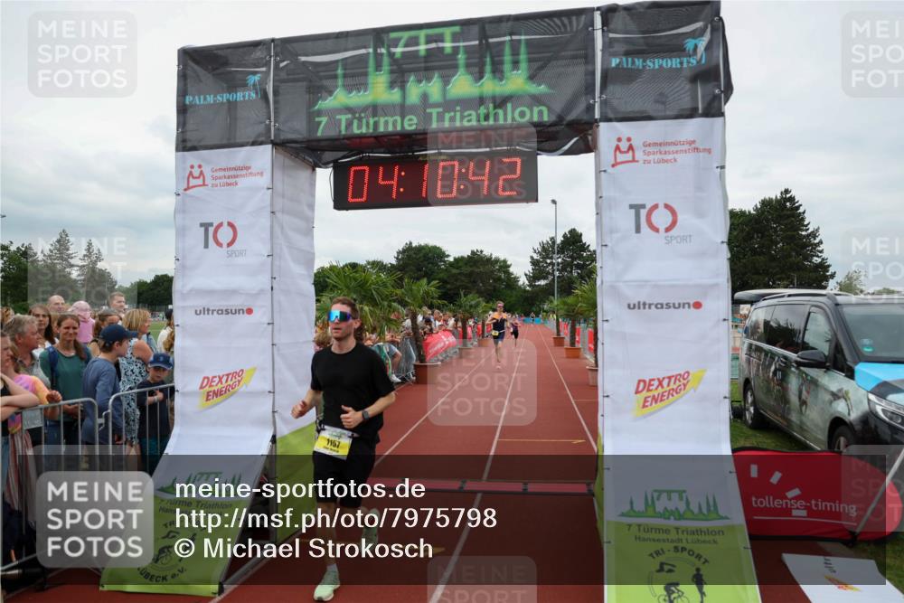 15.06.2025 - 7 Türme Triathlon Michael Strokosch http://msf.ph/oto/7975798 15.06.2025 14:10:41 Ziel 661, 826, 1157, 1184 meine-sportfotos.de