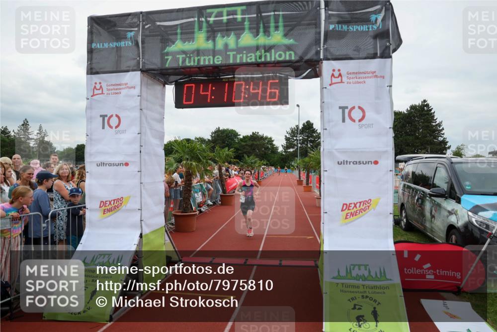 15.06.2025 - 7 Türme Triathlon Michael Strokosch http://msf.ph/oto/7975810 15.06.2025 14:10:46 Ziel 195, 826, 1157 meine-sportfotos.de