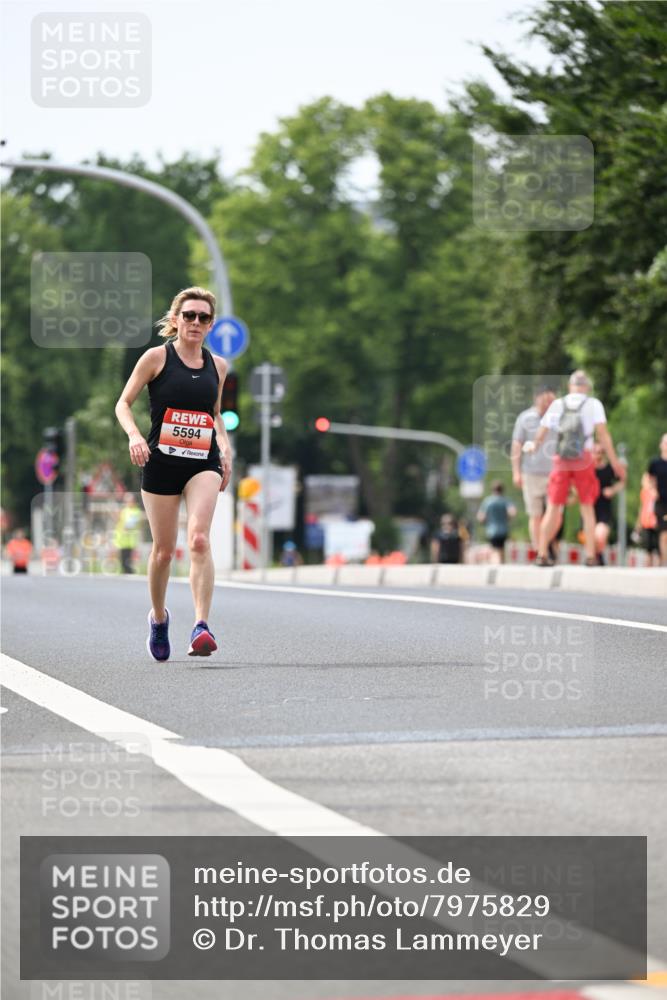 15.06.2025 - REWE Women's Run Dr. Thomas Lammeyer http://msf.ph/oto/7975829 15.06.2025 10:41:07 Laufen 5594 meine-sportfotos.de