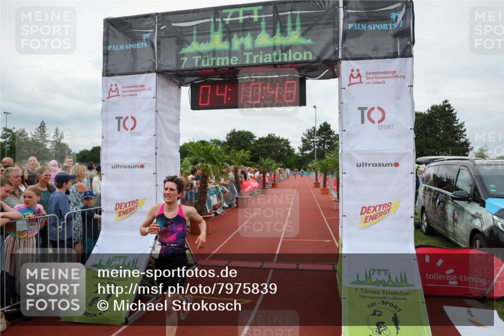 15.06.2025 - 7 Türme Triathlon Michael Strokosch http://msf.ph/oto/7975839 15.06.2025 14:10:47 Ziel 195, 826, 1157 meine-sportfotos.de