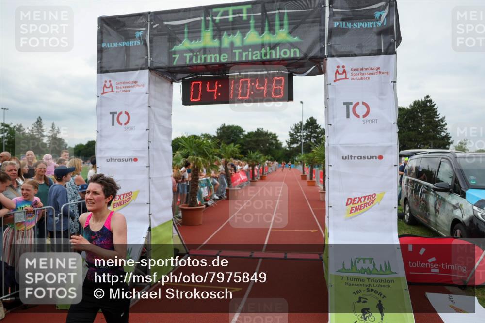 15.06.2025 - 7 Türme Triathlon Michael Strokosch http://msf.ph/oto/7975849 15.06.2025 14:10:48 Ziel 195, 826, 1157 meine-sportfotos.de