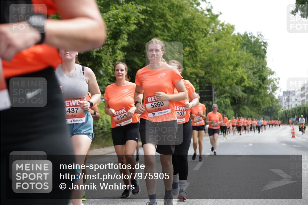 15.06.2025 - REWE Women's Run Jannik Wohlers http://msf.ph/oto/7975905 15.06.2025 10:10:26 Laufen 5437, 5439, 5260, 103, 5100 meine-sportfotos.de
