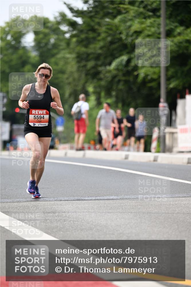 15.06.2025 - REWE Women's Run Dr. Thomas Lammeyer http://msf.ph/oto/7975913 15.06.2025 10:41:09 Laufen 5594 meine-sportfotos.de