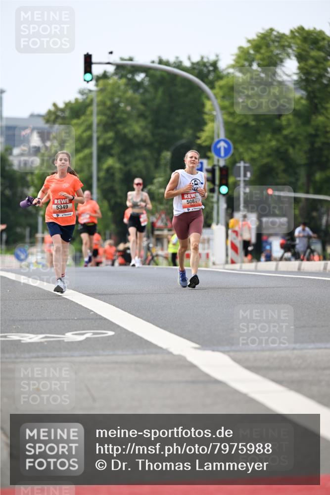 15.06.2025 - REWE Women's Run Dr. Thomas Lammeyer http://msf.ph/oto/7975988 15.06.2025 10:41:18 Laufen 5349, 508 meine-sportfotos.de
