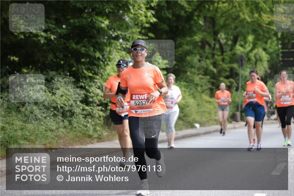 15.06.2025 - REWE Women's Run Jannik Wohlers http://msf.ph/oto/7976113 15.06.2025 10:10:35 Laufen 5257, 6212 meine-sportfotos.de