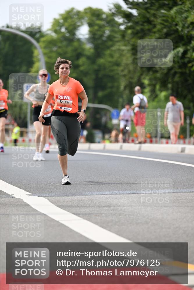 15.06.2025 - REWE Women's Run Dr. Thomas Lammeyer http://msf.ph/oto/7976125 15.06.2025 10:41:26 Laufen 5179 meine-sportfotos.de